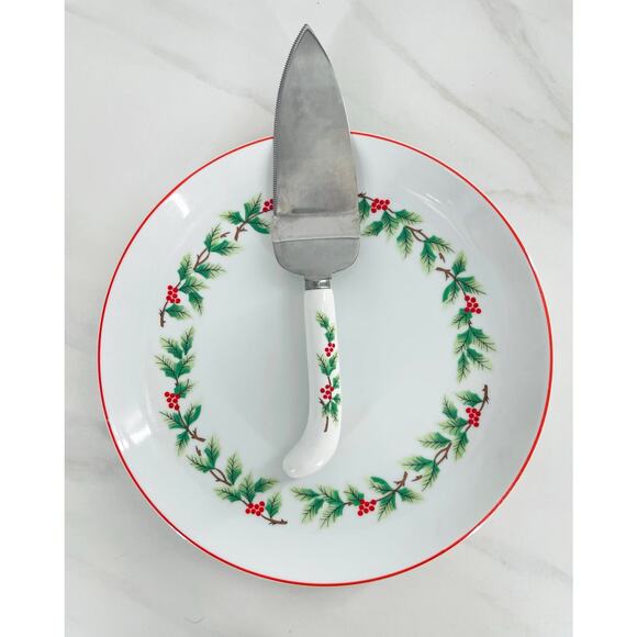 Vintage Lillian Vernon Christmas Cake Plate & Server Set Porcelain Holly w/Box - Picture 1 of 7